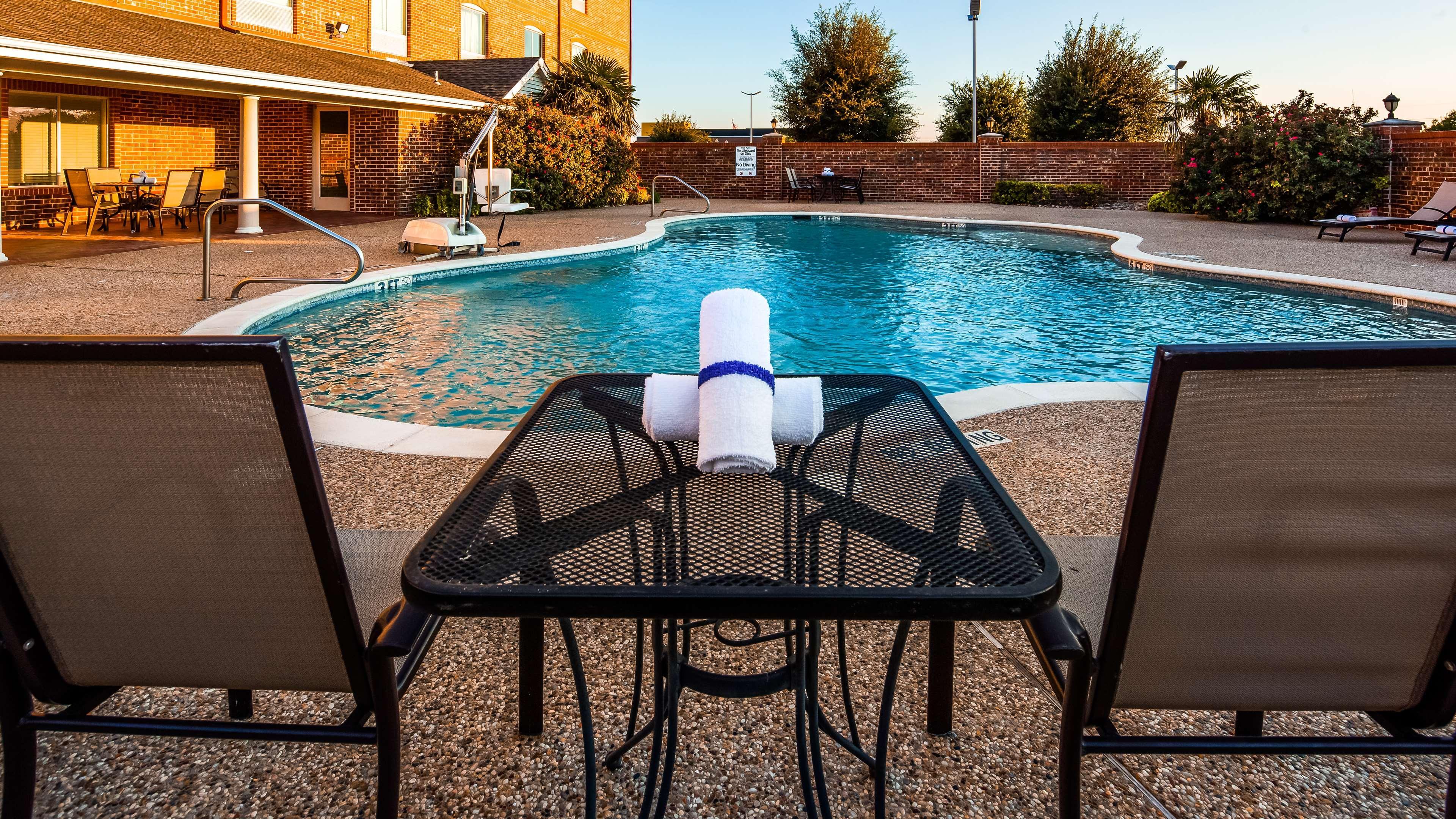 Best Western Plus Waxahachie Inn & Suites Kültér fotó