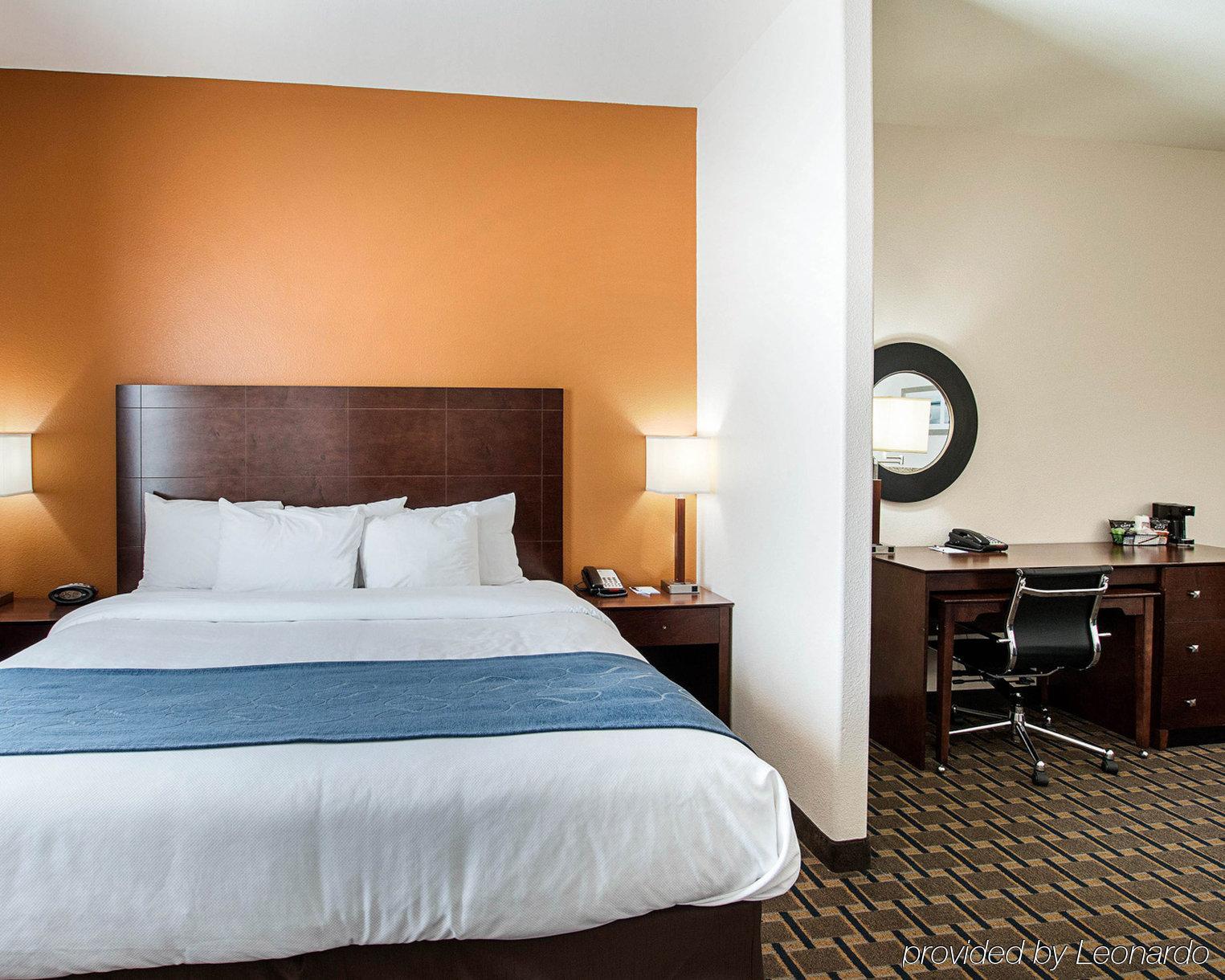 Best Western Plus Waxahachie Inn & Suites Kültér fotó